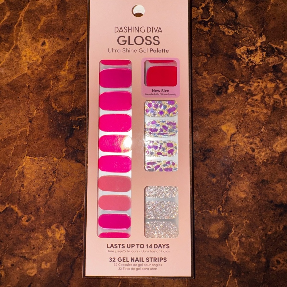 Gloss Ultra Shine Gel Palette Nails- Pink and Silver